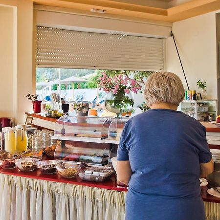 Regina Studios & Hotel Карпатос Екстериор снимка