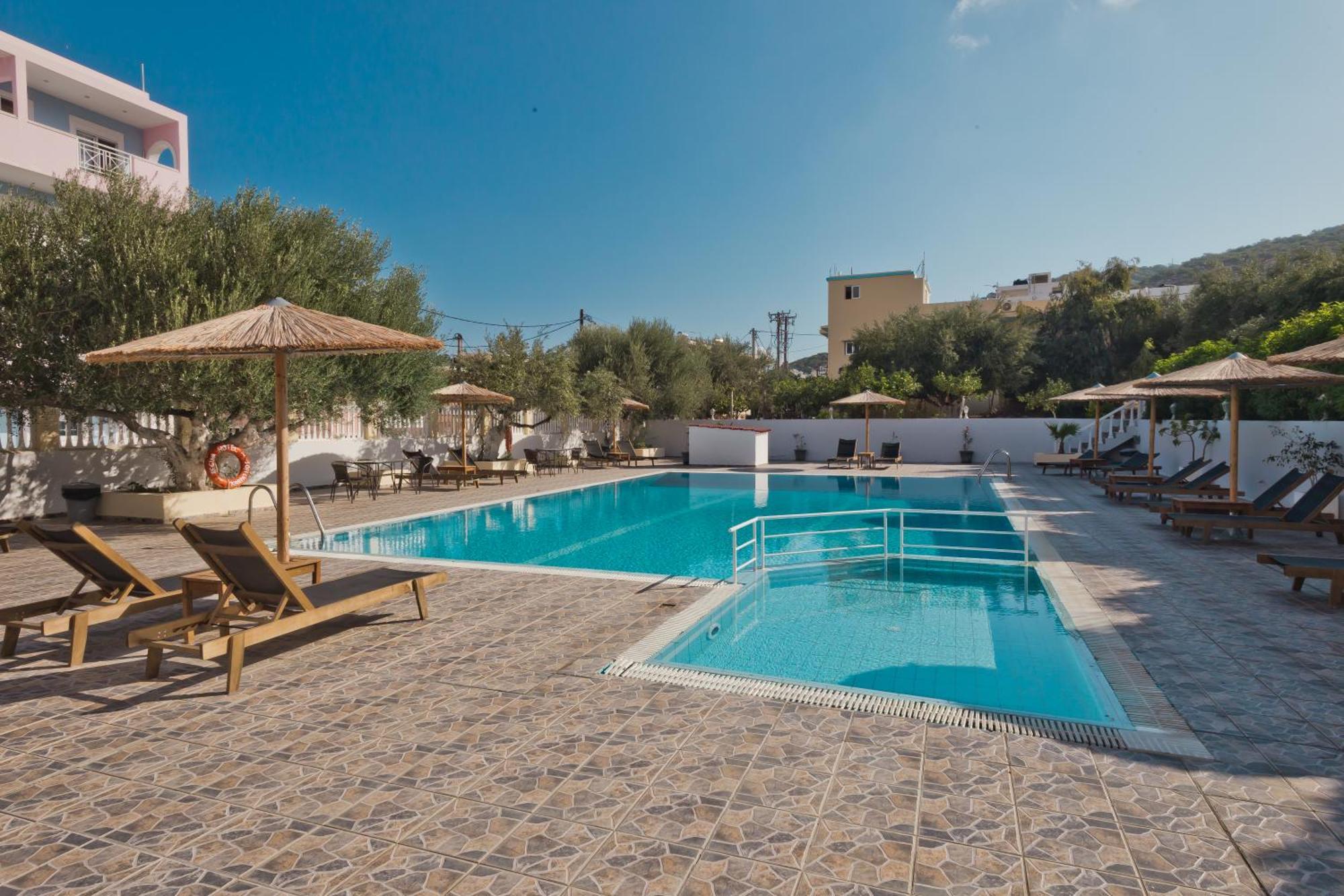 Regina Studios & Hotel Карпатос Екстериор снимка