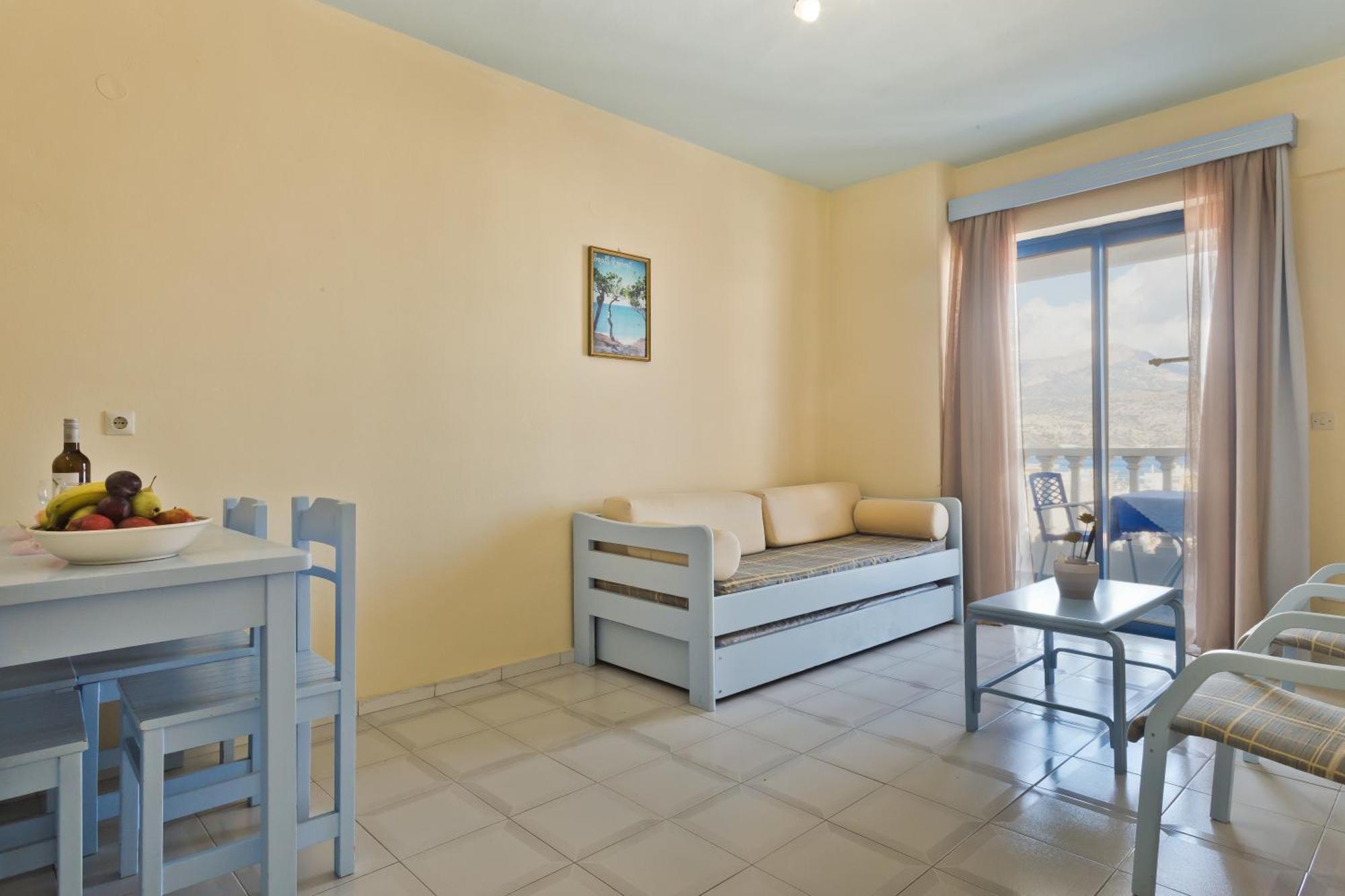 Regina Studios & Hotel Карпатос Екстериор снимка